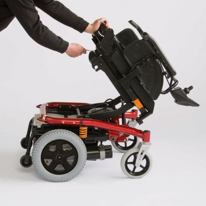 Кресло-коляска электрическая для инвалидов Invacare Bora (Инвакеа Бора) фото 10